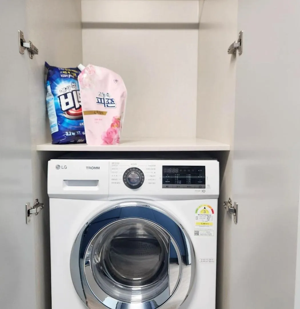 Incheon Airport, Songdo, Cheongra, Inha Univ Hospital Aparthotel