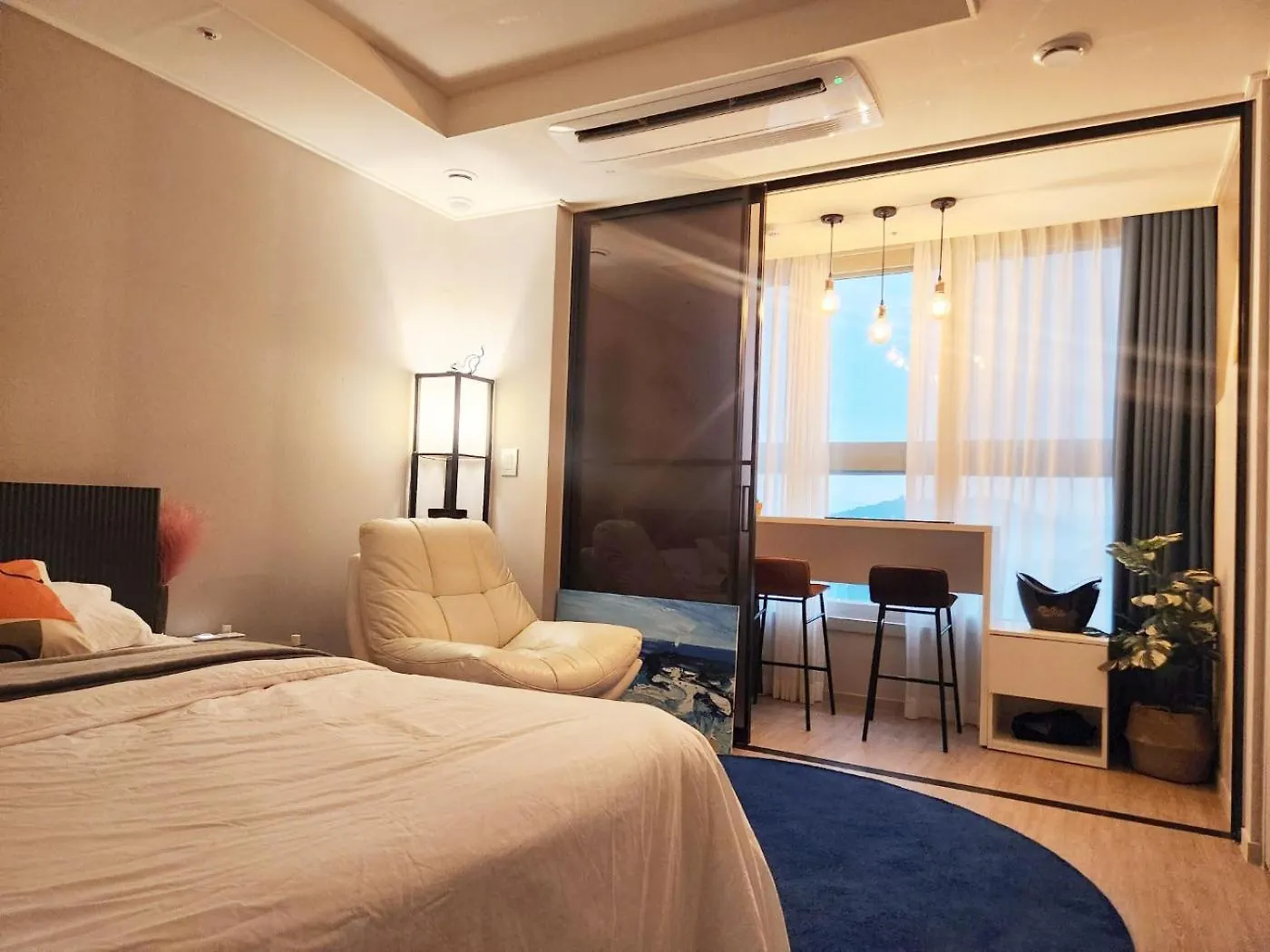 Incheon Airport, Songdo, Cheongra, Inha Univ Hospital Aparthotel