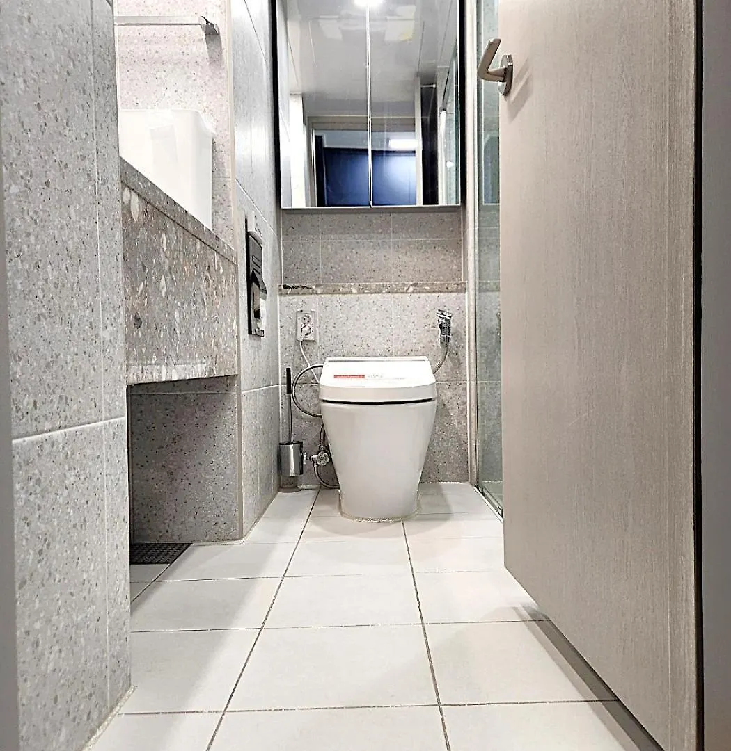 Incheon Airport, Songdo, Cheongra, Inha Univ Hospital Aparthotel